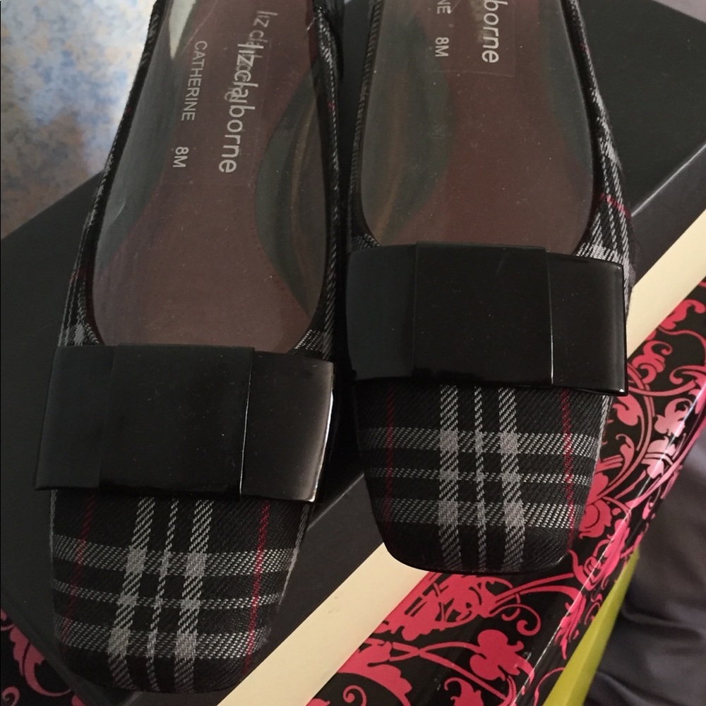 Liz Claiborne (new)